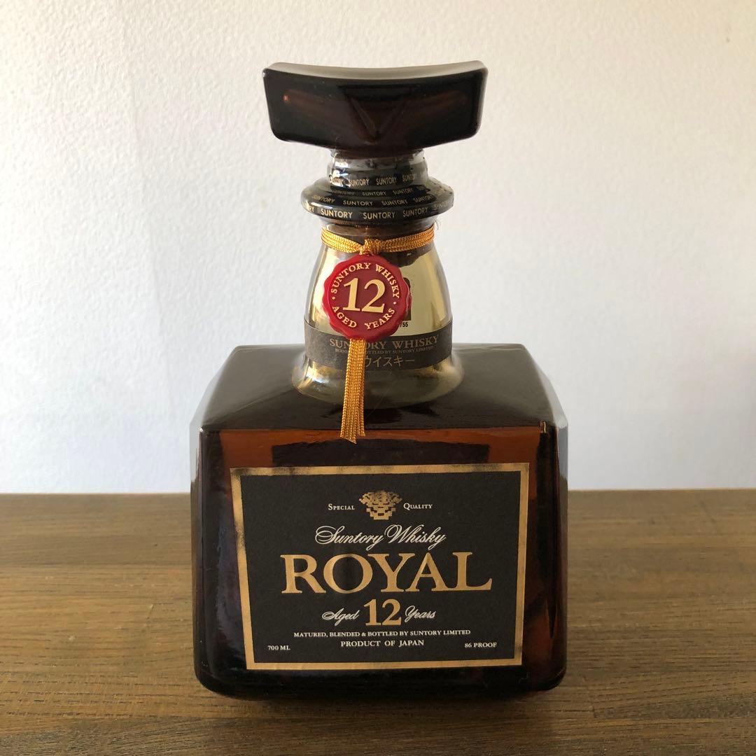 サントリーウイスキー ローヤル 12年 黒ラベル 新品未開栓 箱付き