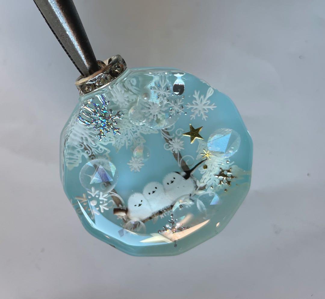 すず☆らん様専用/雪のブランコとシマエナガ 蓄光 オルゴナイトネックレス