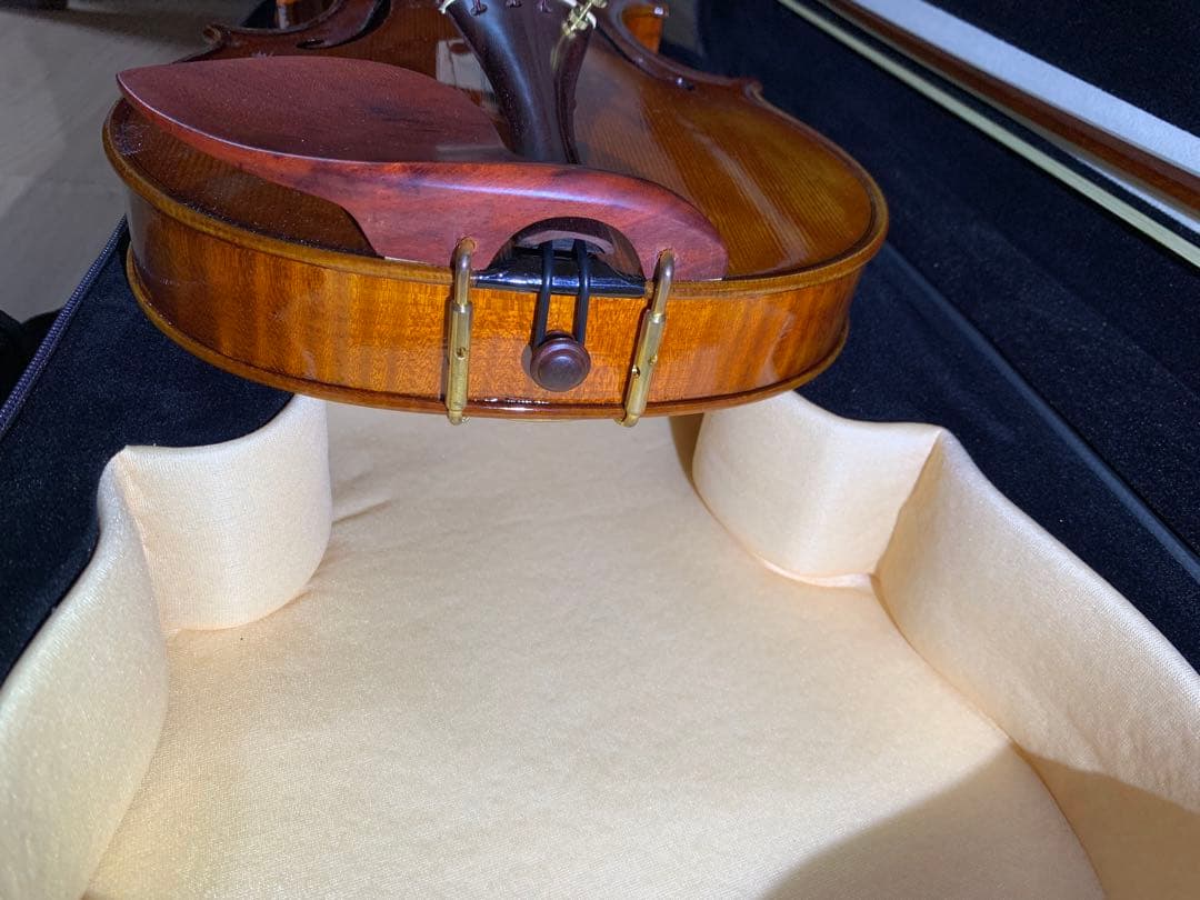 アルメニア製　4/4 フルサイズ　バイオリン　セット 裏板一枚板