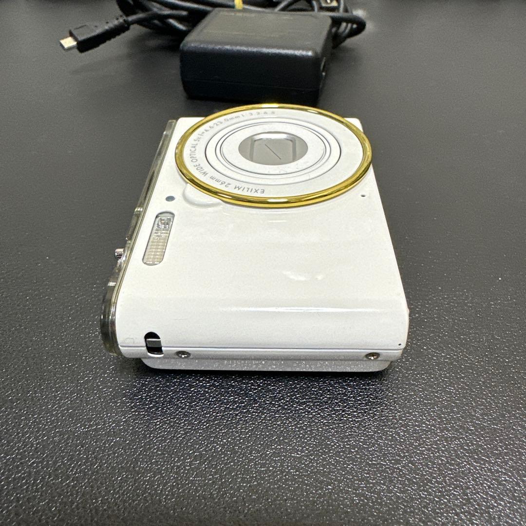 美品すぐ使えます カシオ CASIOEXILIM JE10 動作品 付属品付き