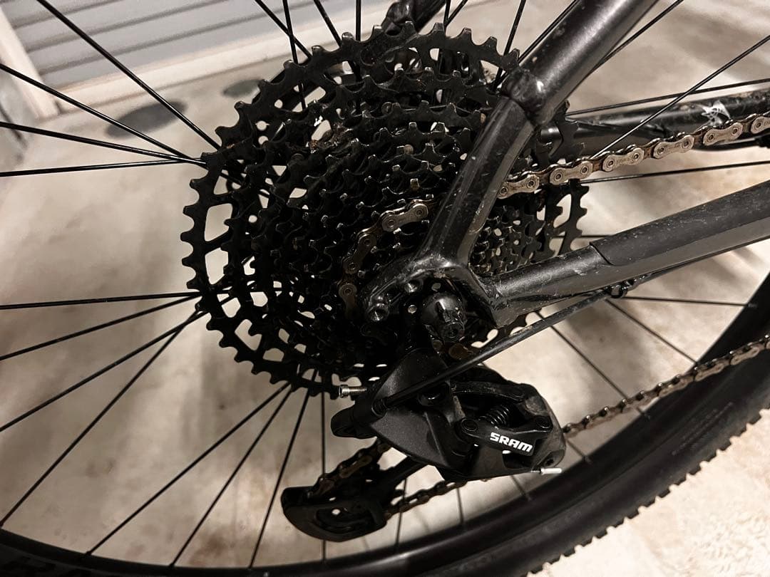 Trek マウンテンバイク モデル8 【送料込み】