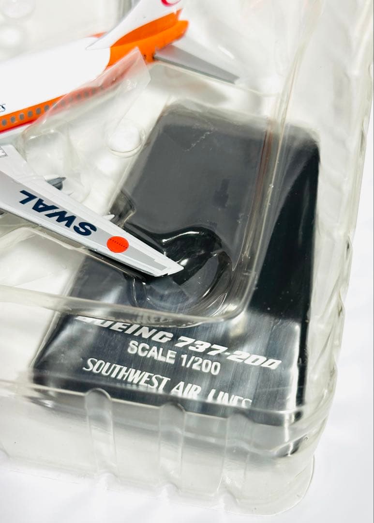 JTA商事 1/200 B737-200 南西航空SWAL ダイキャストモデル
