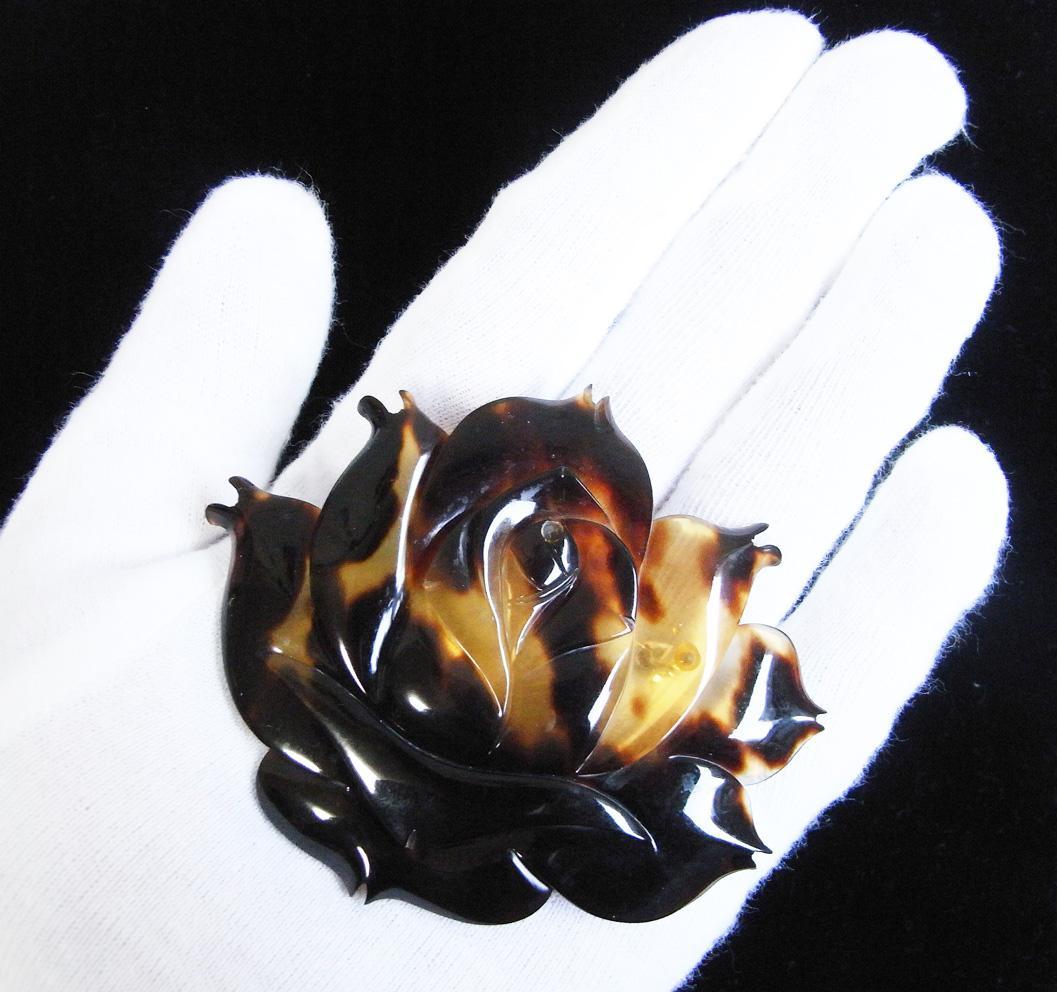 ☆鼈甲（べっ甲）無垢・大きな薔薇（バラ）のブローチ☆新品☆ 鼈甲保証☆