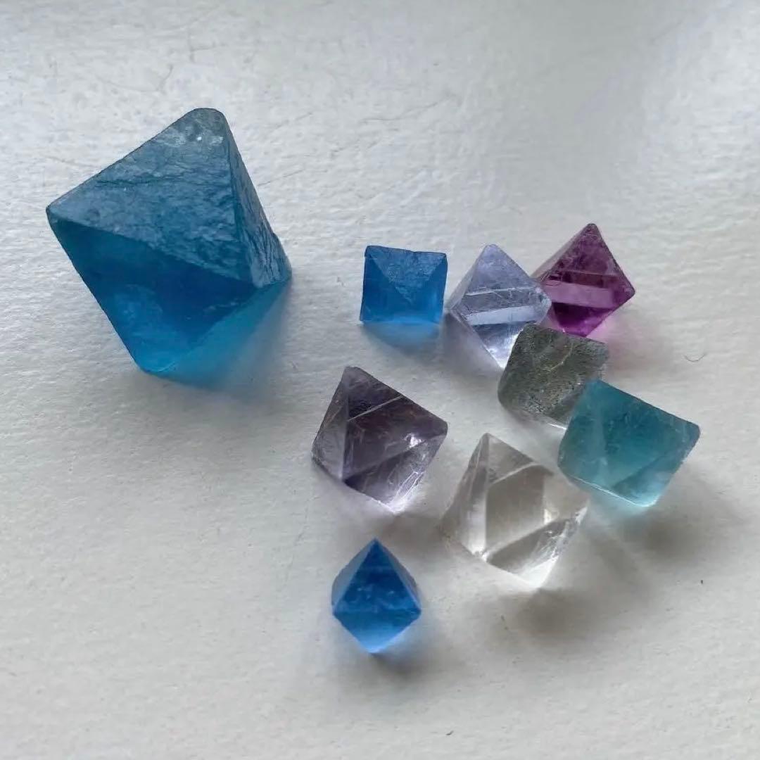 八面体フローライト ビンガム イリノイ 9個セット 蛍石 鉱物標本