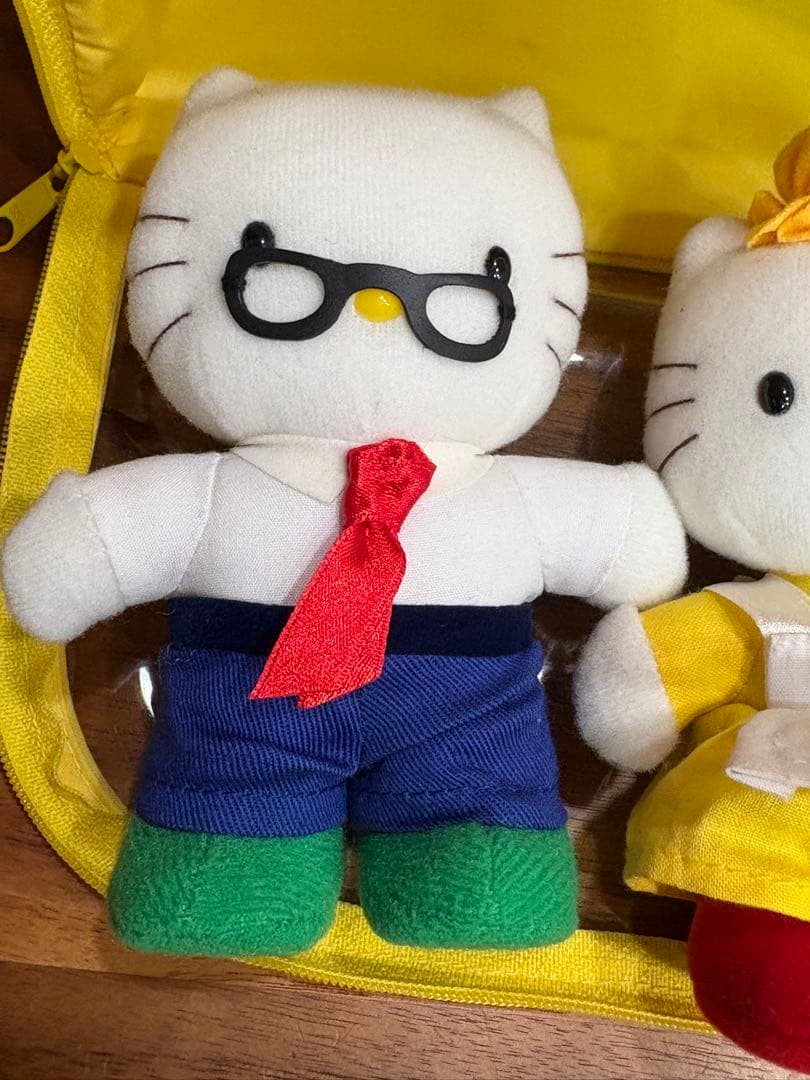 希少☆1997年☆新品　タグ付 いちごハウス　ハローキティ　ぬいぐるみ