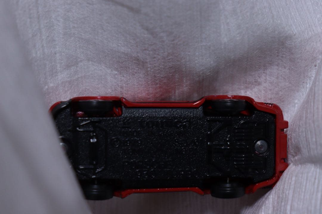 日本製　トミカ　外国車シリーズ　ポルシェ　930 ターボ　F1 西ドイツ車