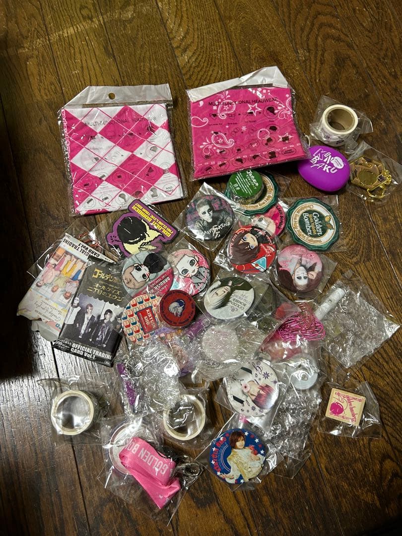 る*べ様 ゴールデンボンバー グッズ まとめ売り 缶バッジ キーホルダー