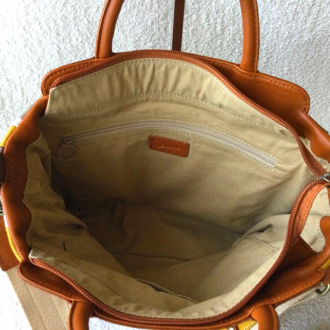 美品　現行品　Dakota ダコタ　リンド2way ショルダーバッグ