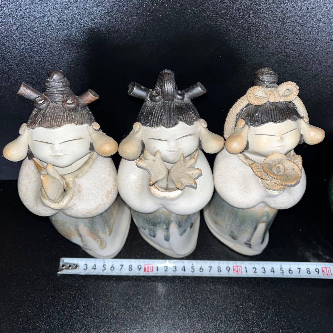 砥部焼 森元青芳作 青芳人形 「念ずれば花開く」の3体セッ