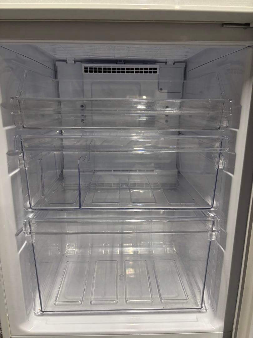 【送料込！】シャープ ノンフロン冷凍冷蔵庫 SJ-PD27D-W 2018年製