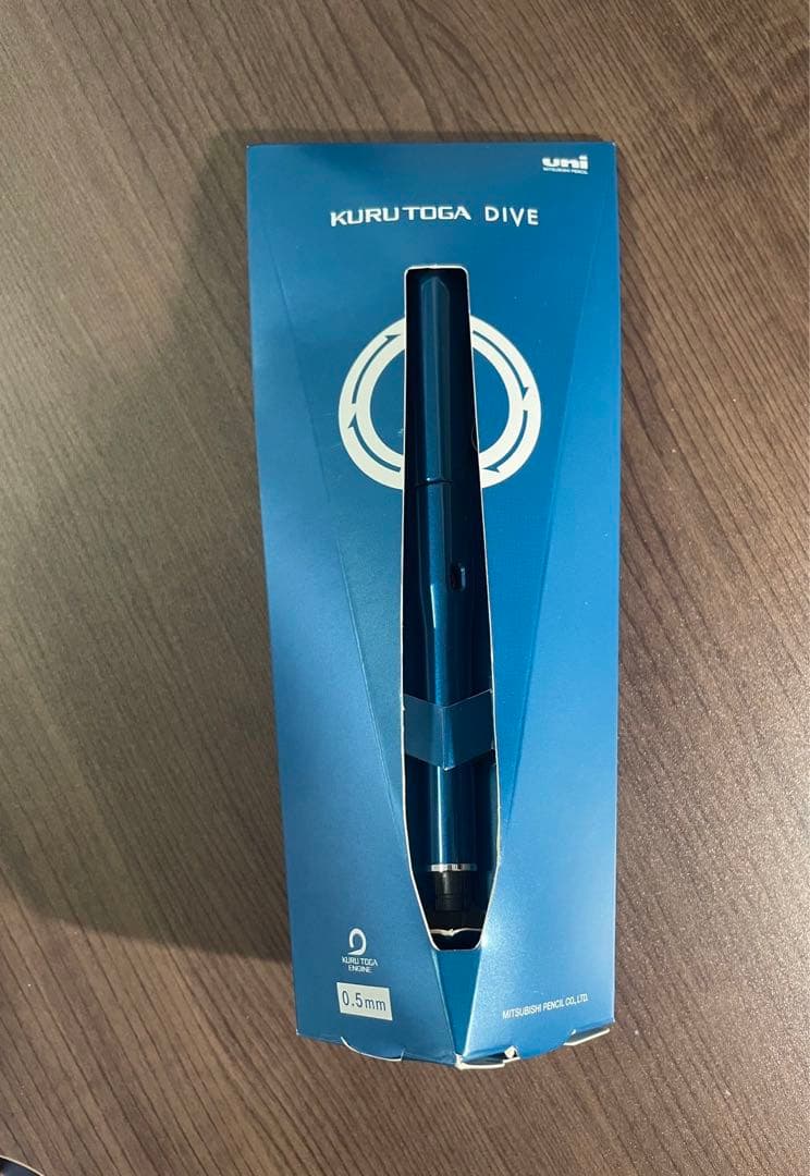 現在最安値クルトガダイブ限定色グランブルー