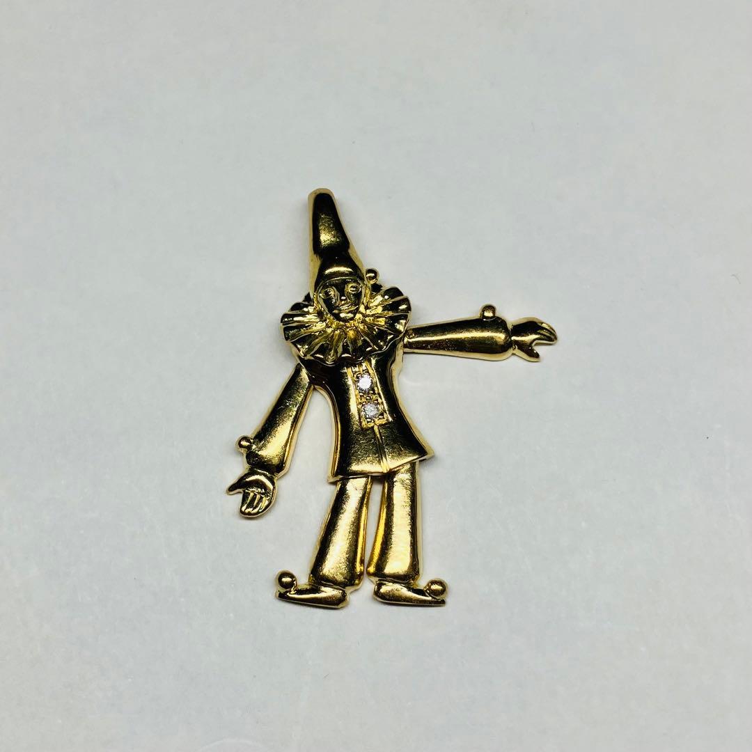 胸元で踊るピエロのダイヤペンダントトップ#652