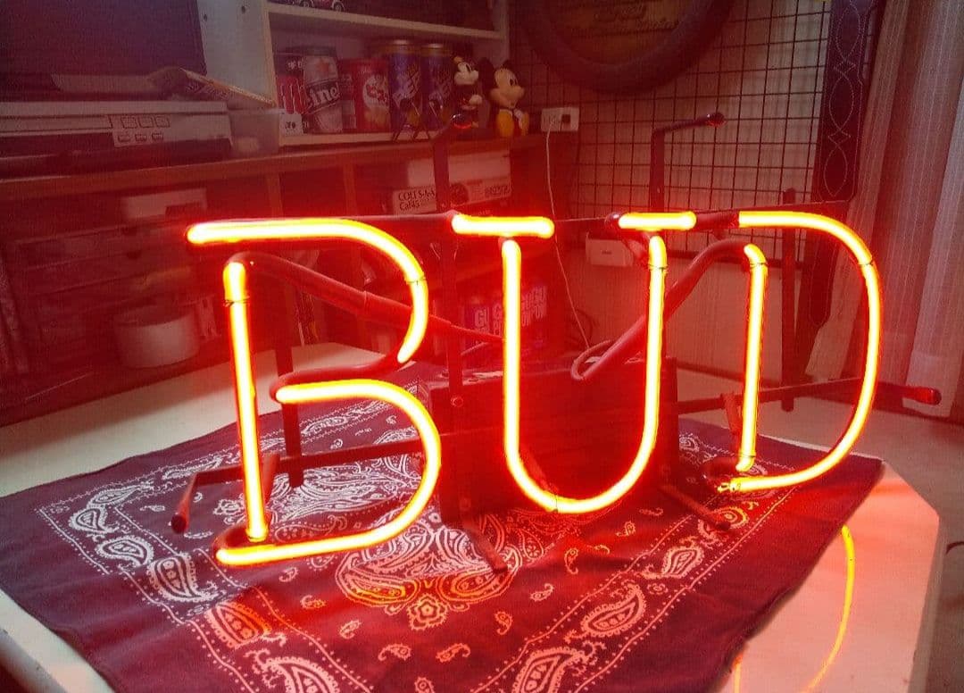 アメリカン雑貨レトロ、アンティークBUDネオンサイン ネオン管 アメリカン雑貨レトロ、アンティークBUDネオンサイン ネオン管