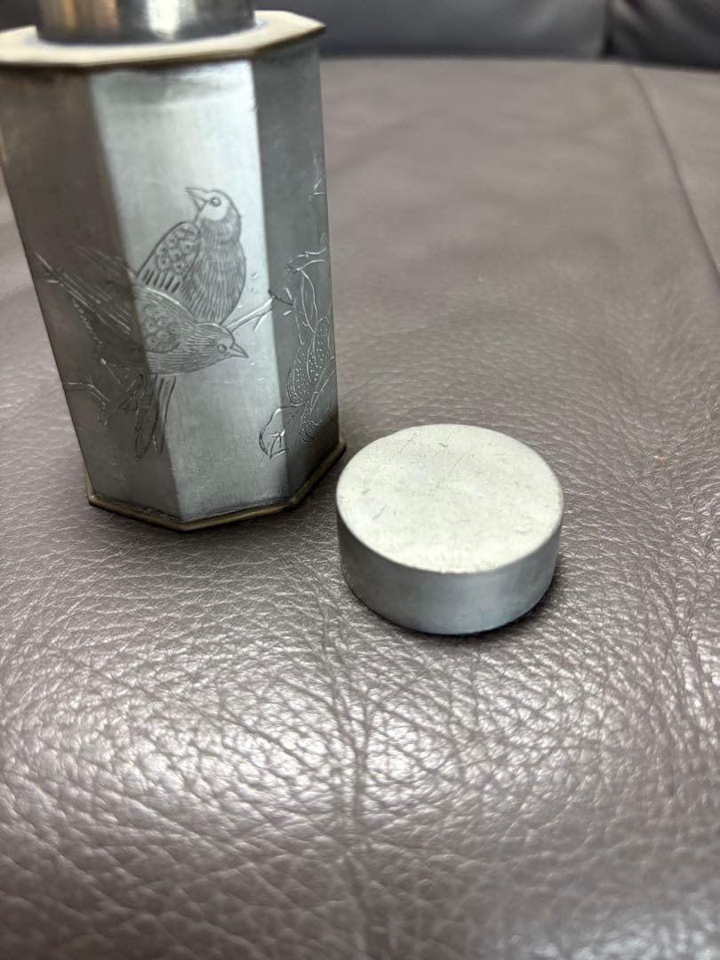 茶入れ物 花鳥図