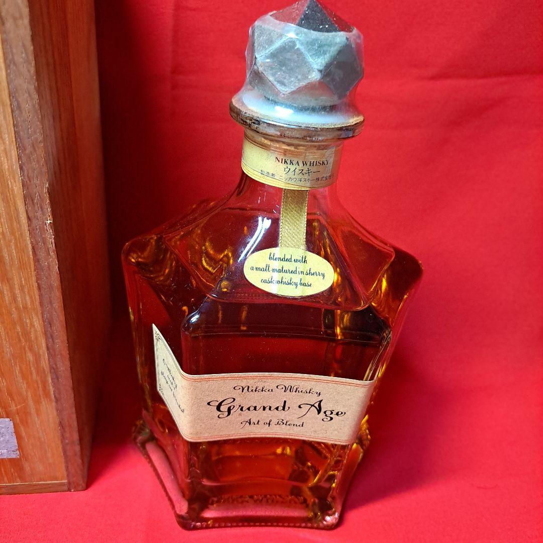 希少! ニッカウイスキー Grand Age グランドエイジ 木箱入り 未開栓