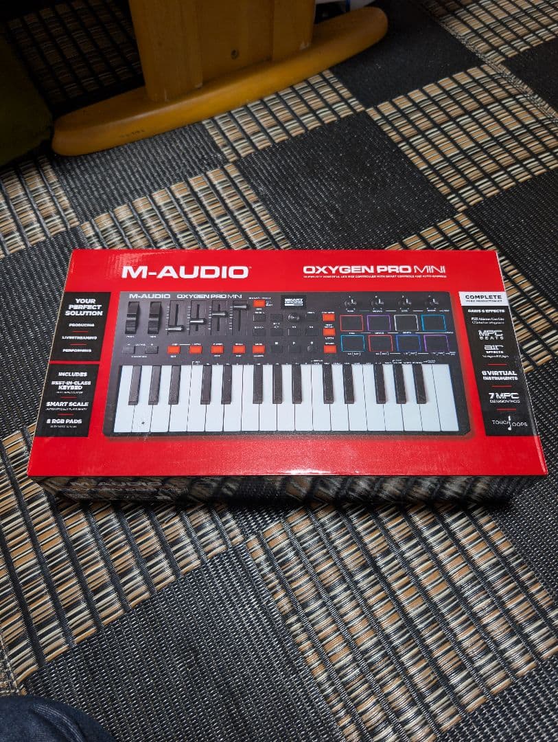 M-AUDIO OXYGEN PRO MINI MIDIキーボード