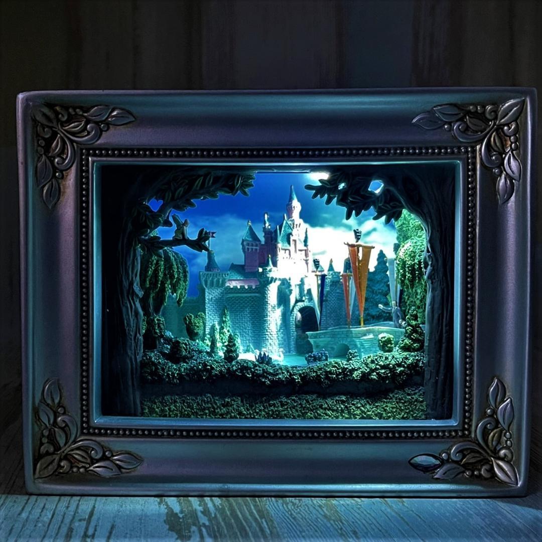 眠れる森の美女の城 ミニチュア アニメの世界そのまま！パリの