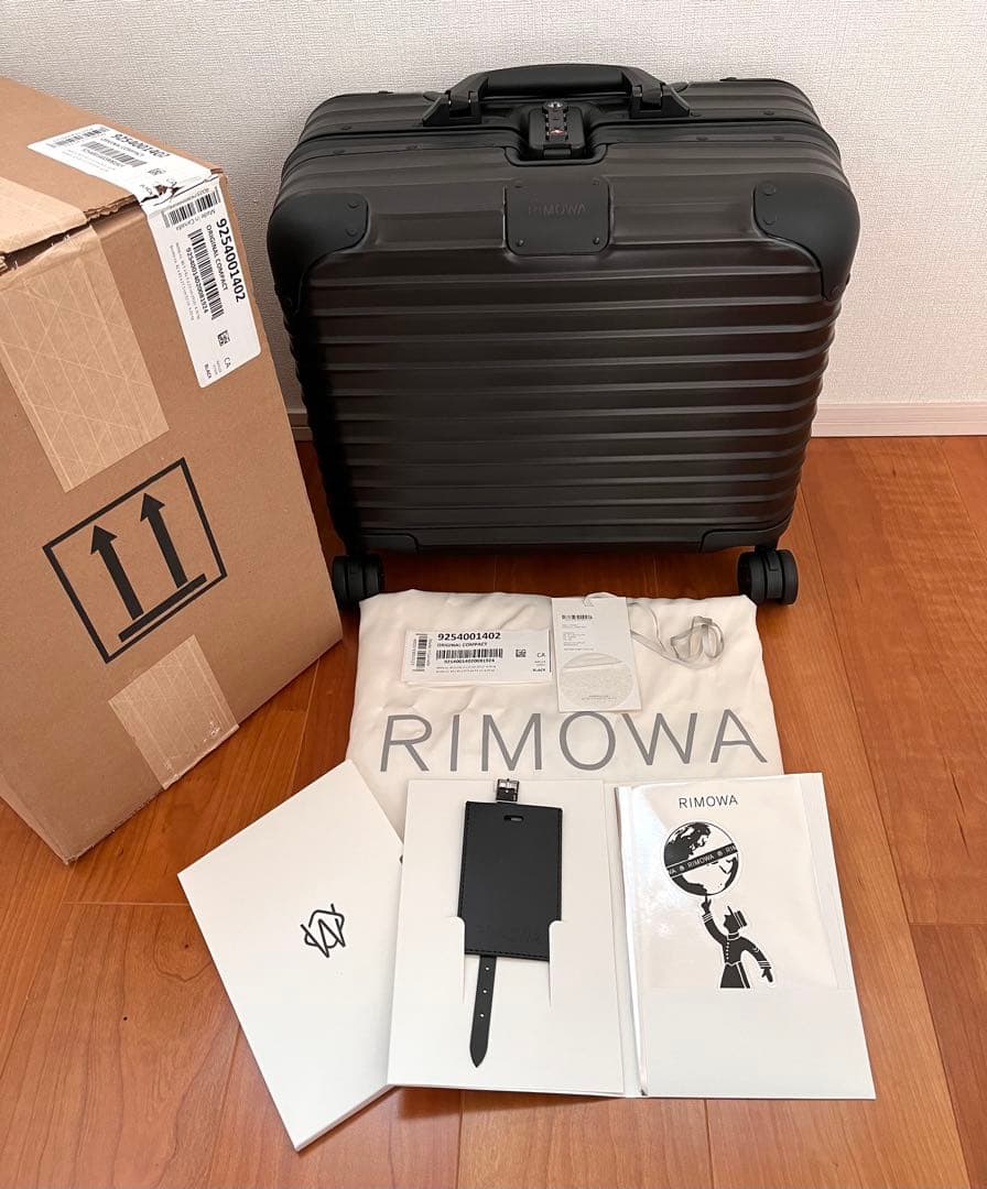 ORIGINAL コンパクト RIMOWA リモワ 黒 29L - メルカリ