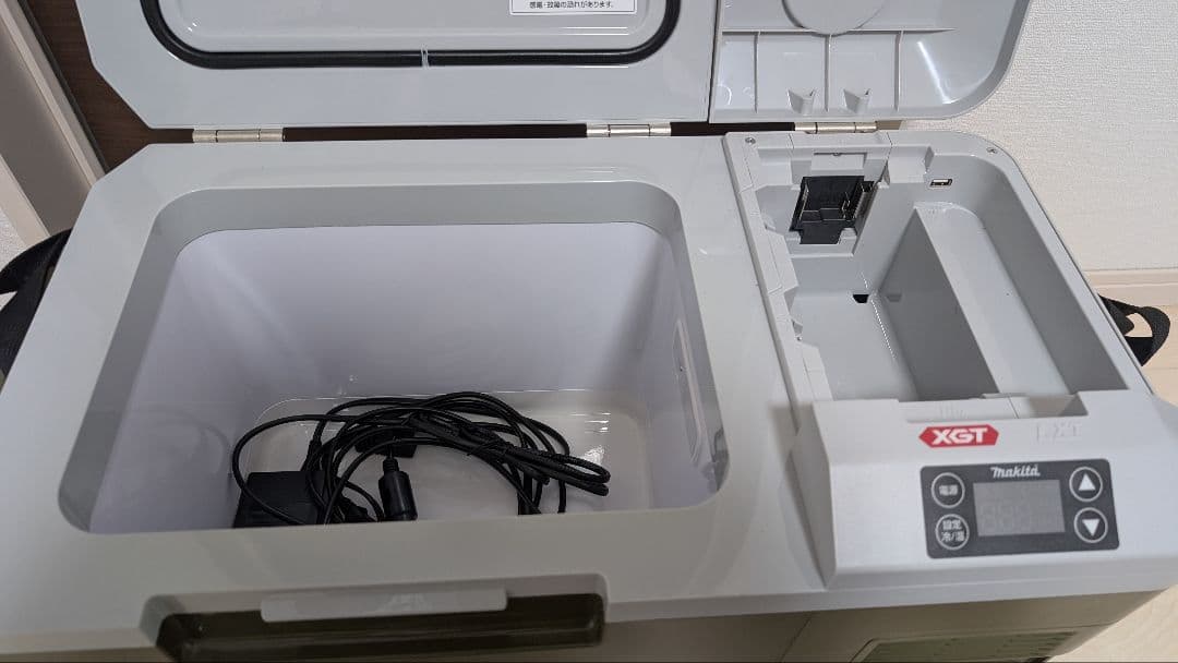 マキタ CW001GZO 充電式保冷庫 20L