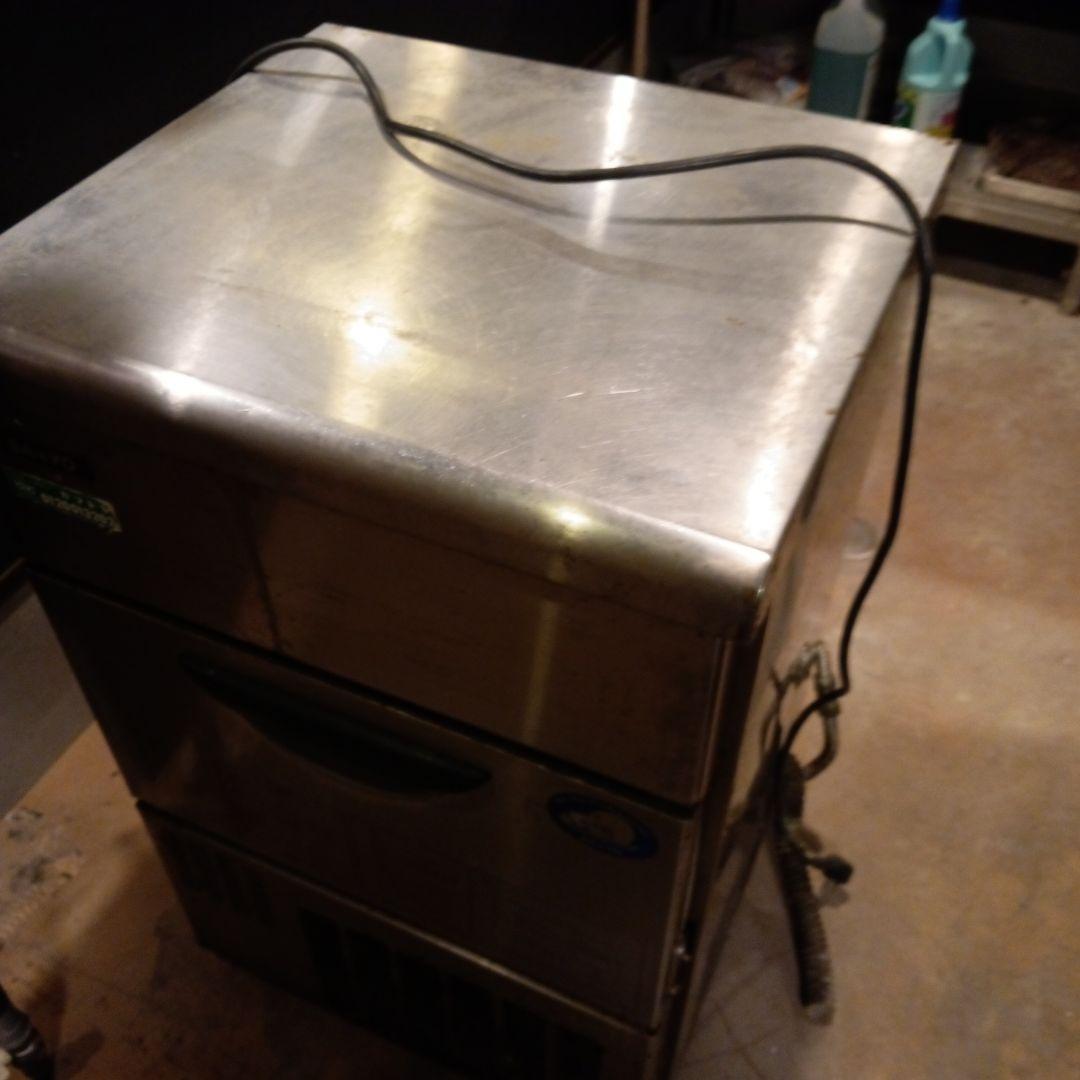 SANYO 製氷機 ステンレススチール