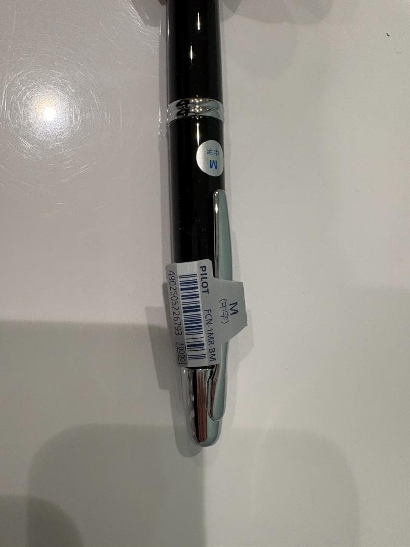 PILOT 万年筆 キャップレス B M ブラック FCN1MRBM