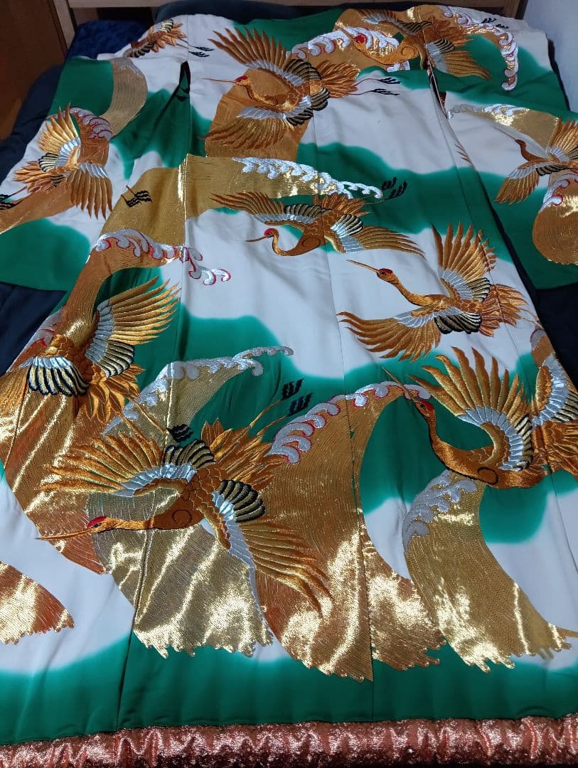 海外コレクター向きJAPANジャパン日本女性用特大雅金襴豪華刺繍鶴絵図柄
