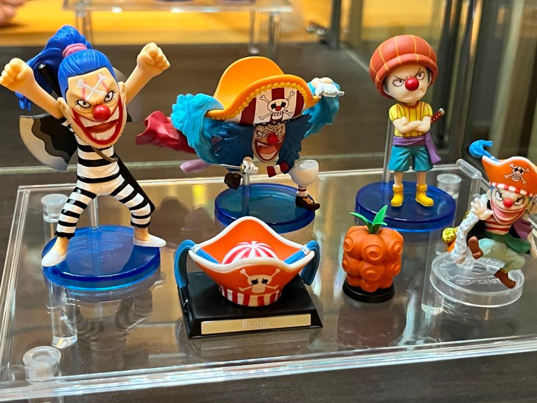 ONE PIECE 道化のバギー ワールドコレクタブル ワンピの実 - メルカリ
