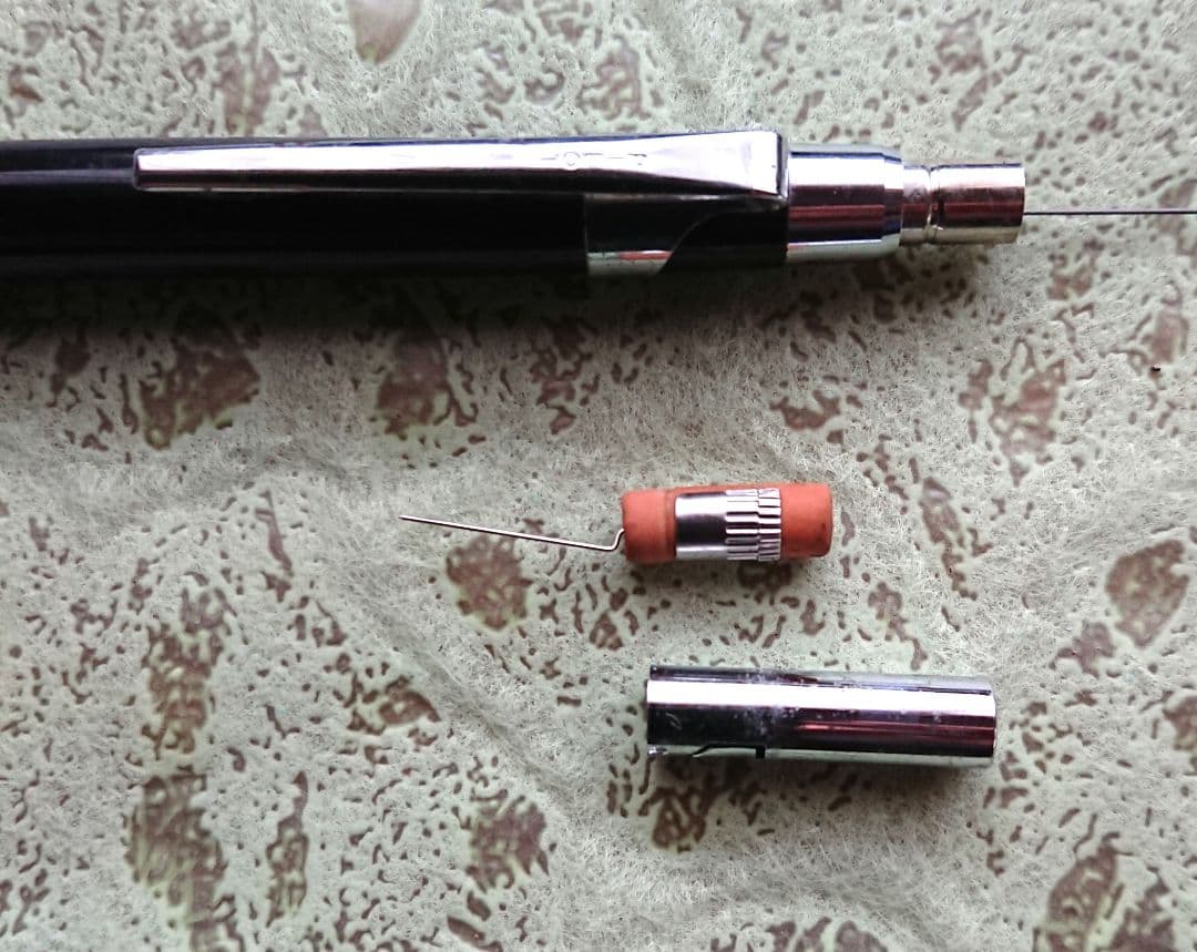 廃番 ダブルノック】PILOT 0.3 シャープペンシル本体 - メルカリ