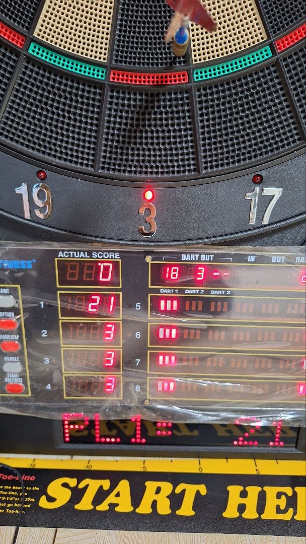 エレクトロニックダーツ FH-9881 1P～8P レトロダーツ　希少商品！