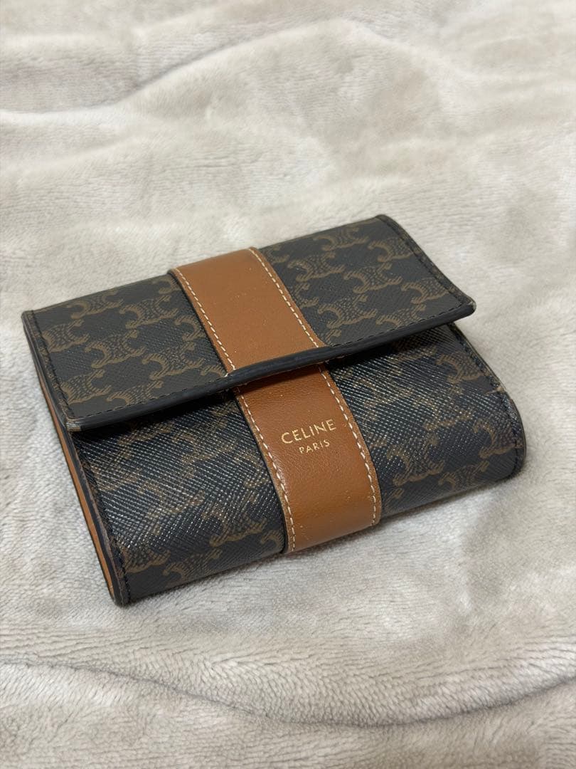 CELINE 三つ折り財布 ダークブラウン - メルカリ
