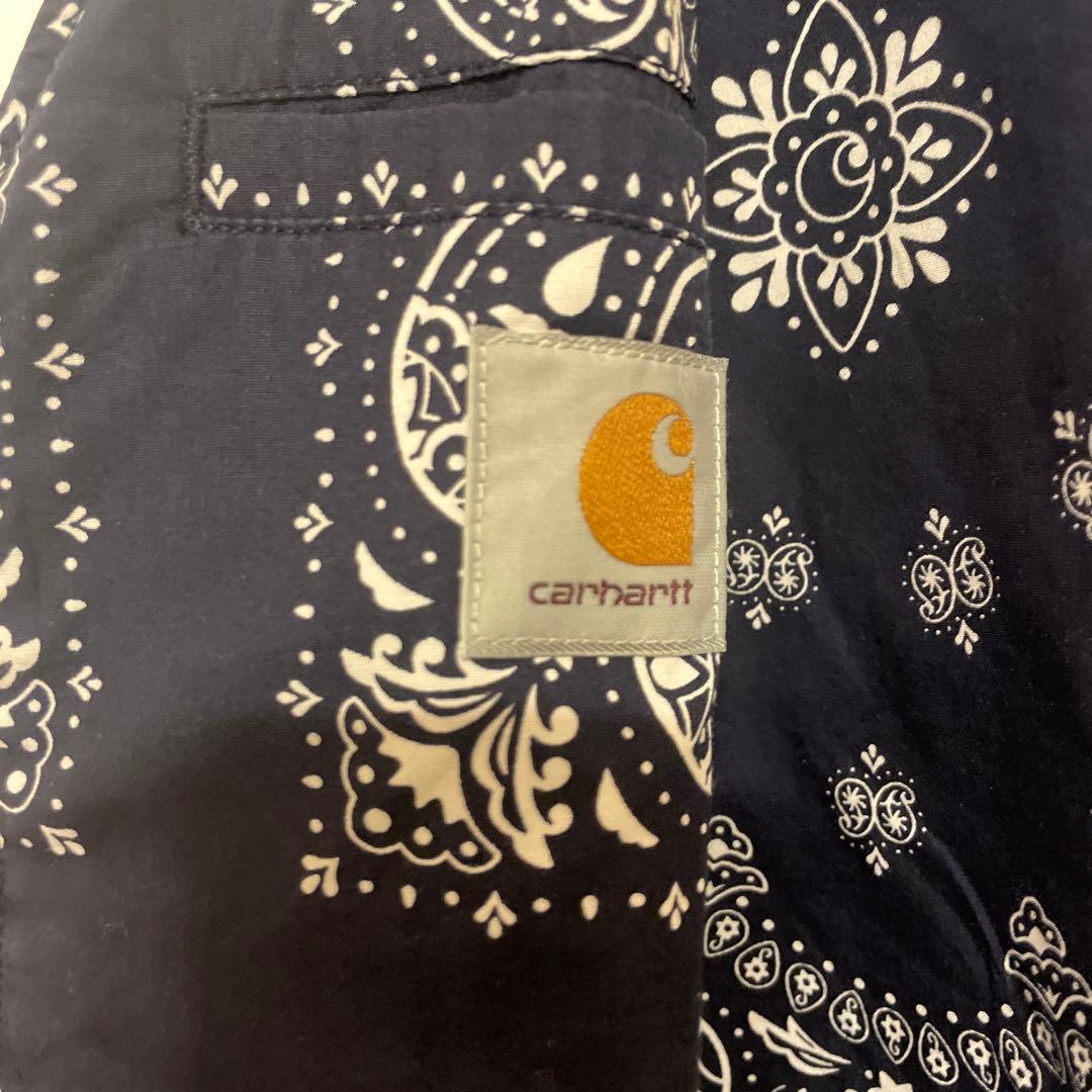 Carhartt ブラック ベスト バンダナ柄