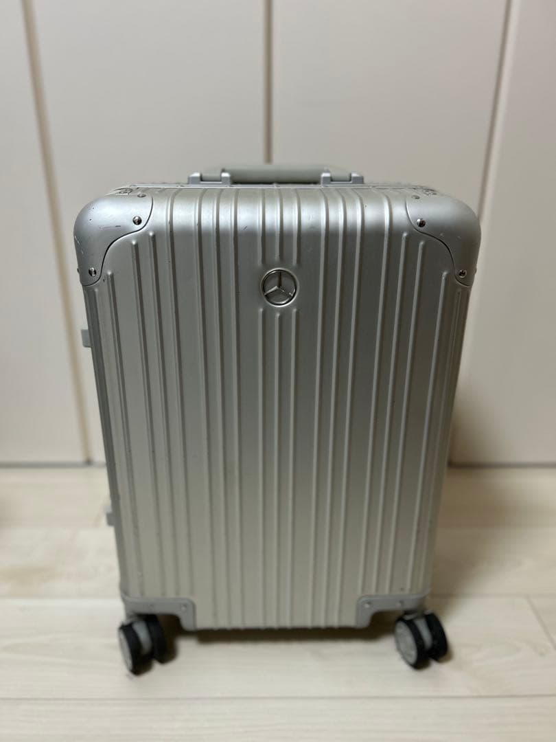 メルセデスベンツ『スーツケース 32L 4輪』TSA ロック機内持ち込み可