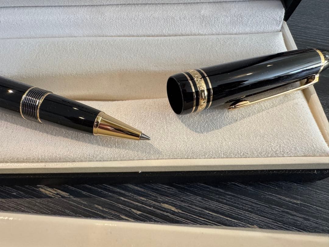 75000円以上！MONTBLANC ブラックボールペン 未使用品　#11402