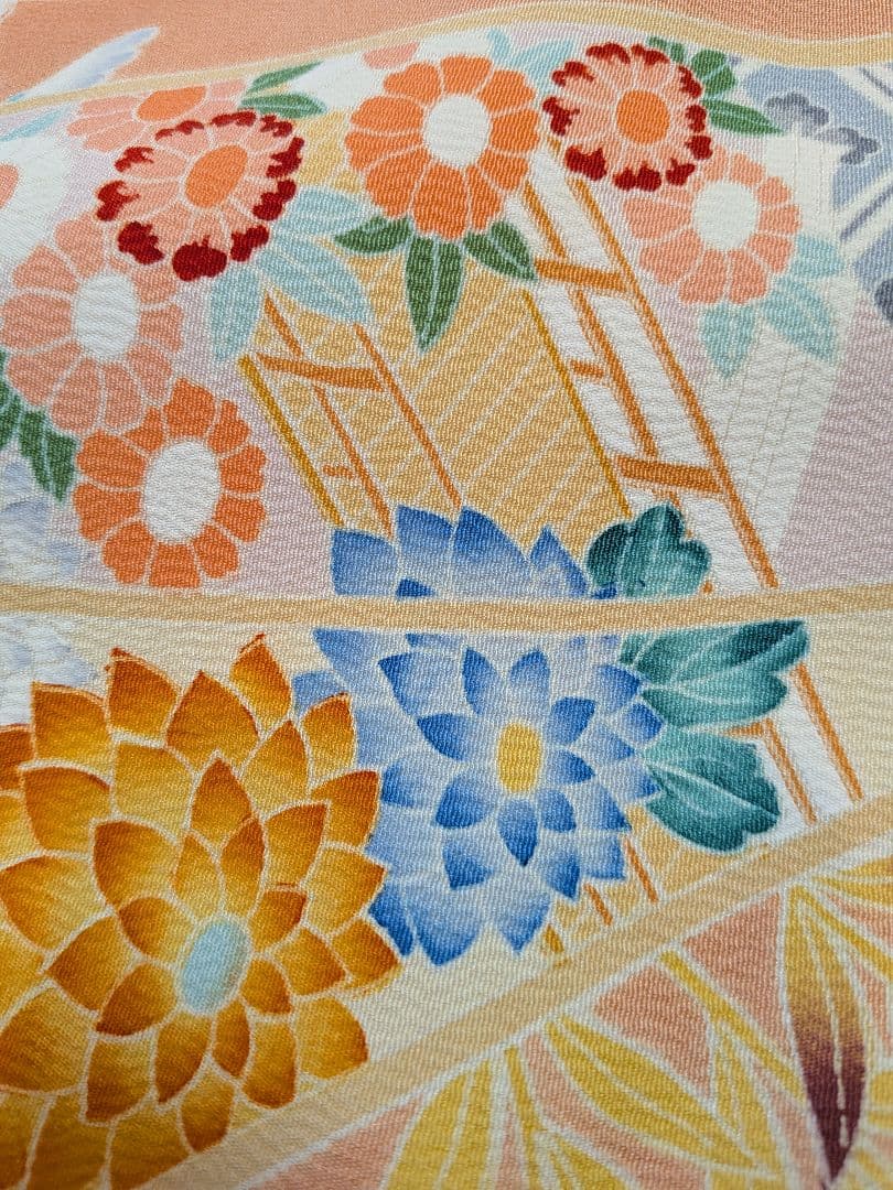 古典柄の正絹振袖 着物リメイク 3枚セットです