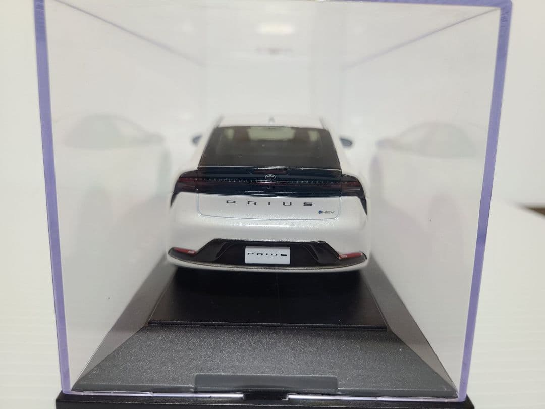 トヨタ カラーサンプル プリウス ホワイト 30/1 美品