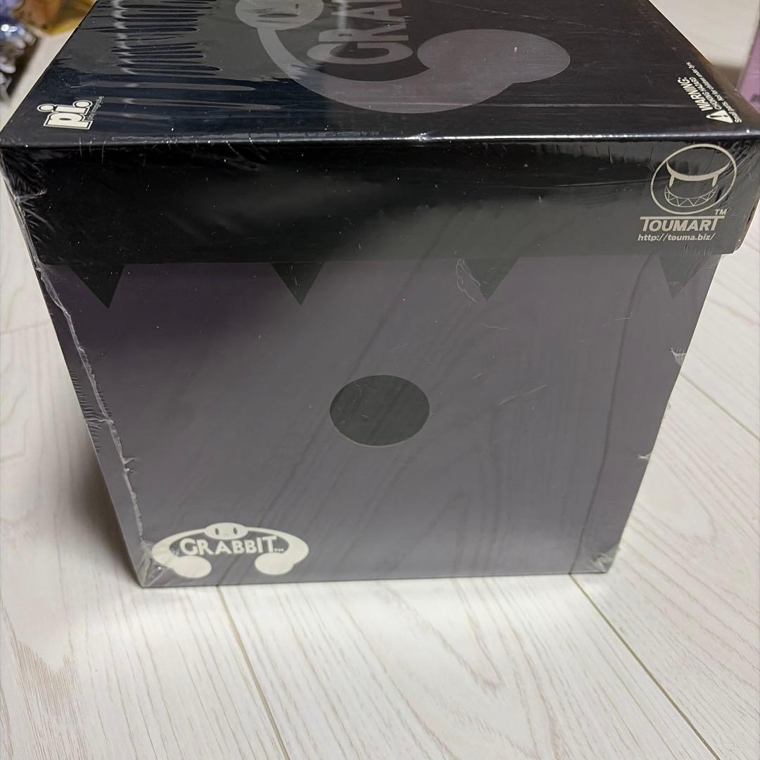 GRABBIT TOUMA フィギュア　フロッキーブラック　世界300体限定