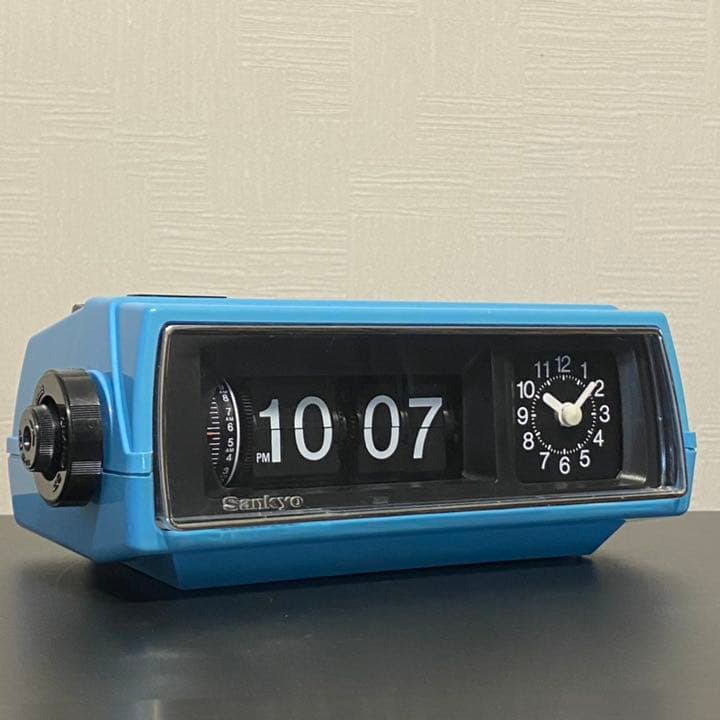 SANKYO ザックス 水色のパタパタ時計