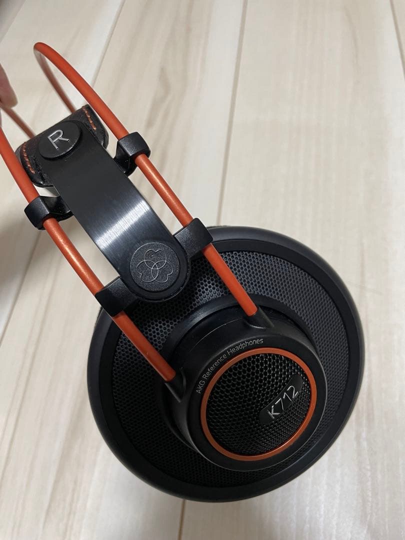 AKG K712 pro有線ヘッドホン ブラック/オレンジ