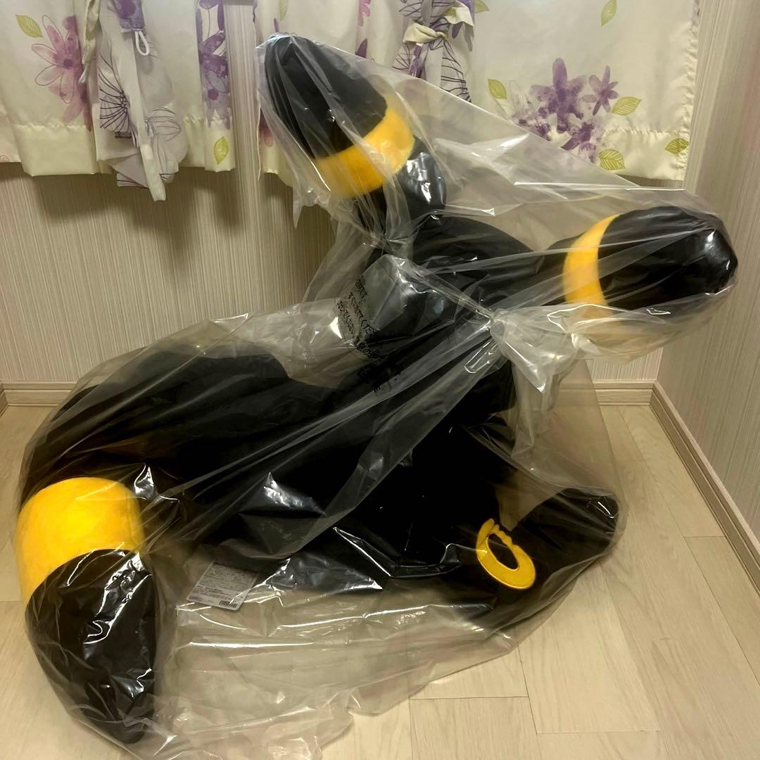 等身大寝そべりブラッキーぬいぐるみ