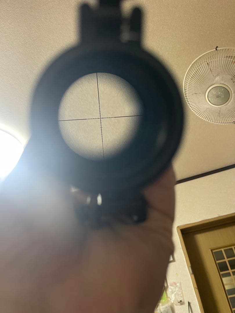 vectoroptics SOI1.5-5×20マウントバトラープロテクター付き