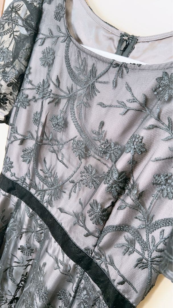 【未使用】mikuさんコラボエンブロイダリーレースドレス