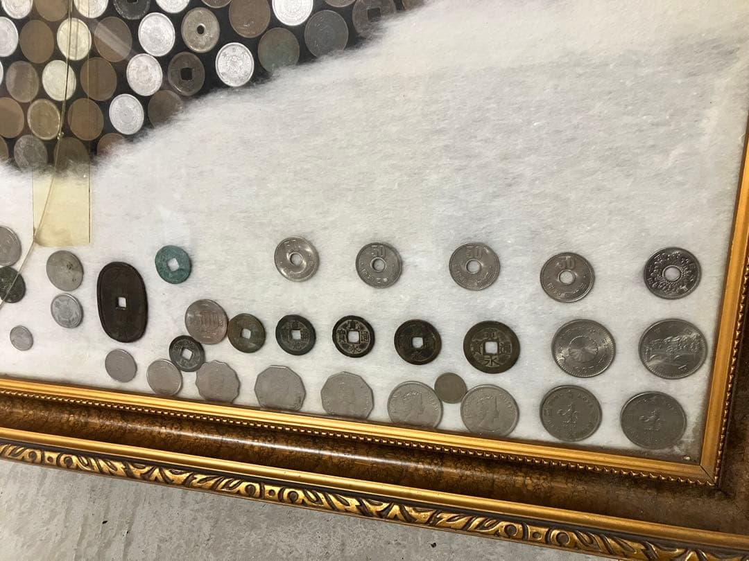 古銭富士 金色フレーム