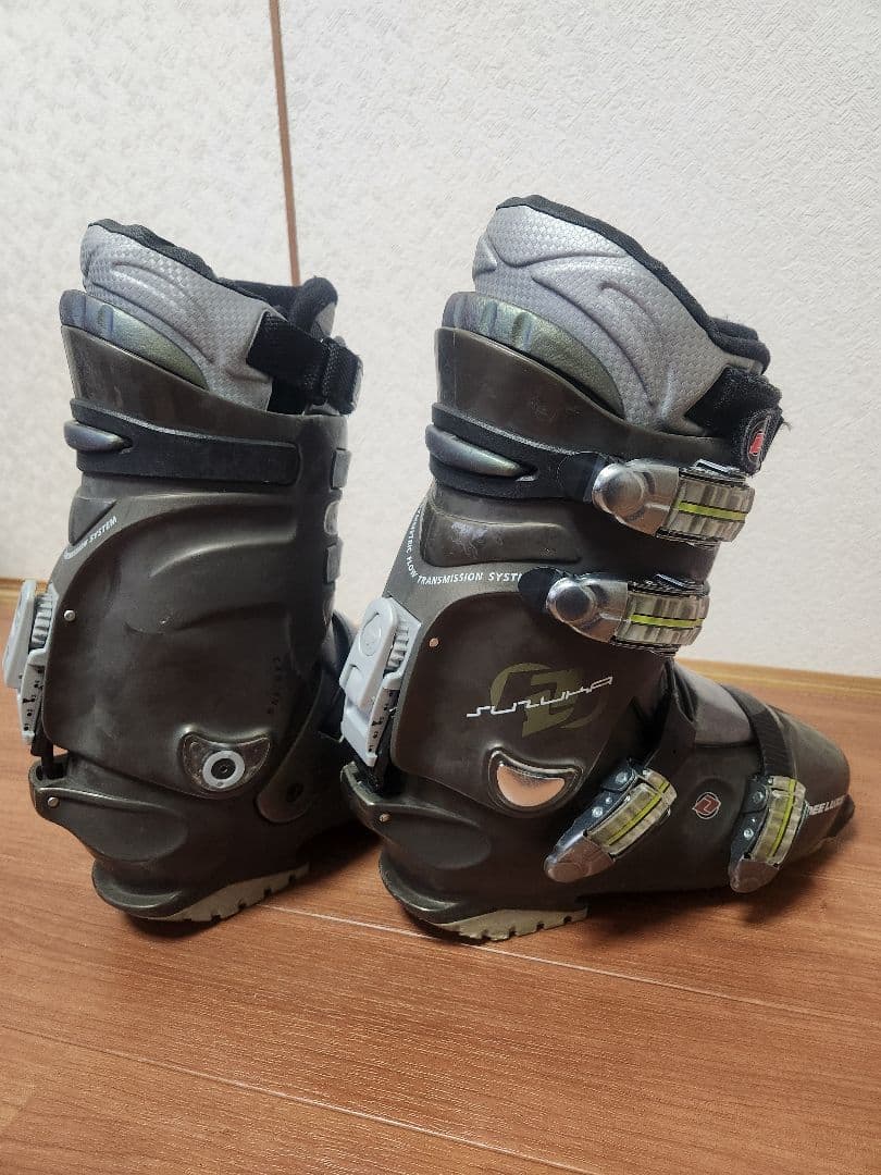 DEELUXE スノーボードブーツ SUZUKA　アルペン　ハードブーツ