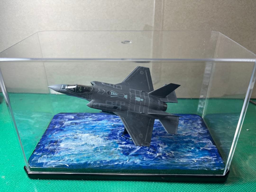 1/144 航空自衛隊F-35A 小松基地303飛行隊ジオラマ完成品 - メルカリ