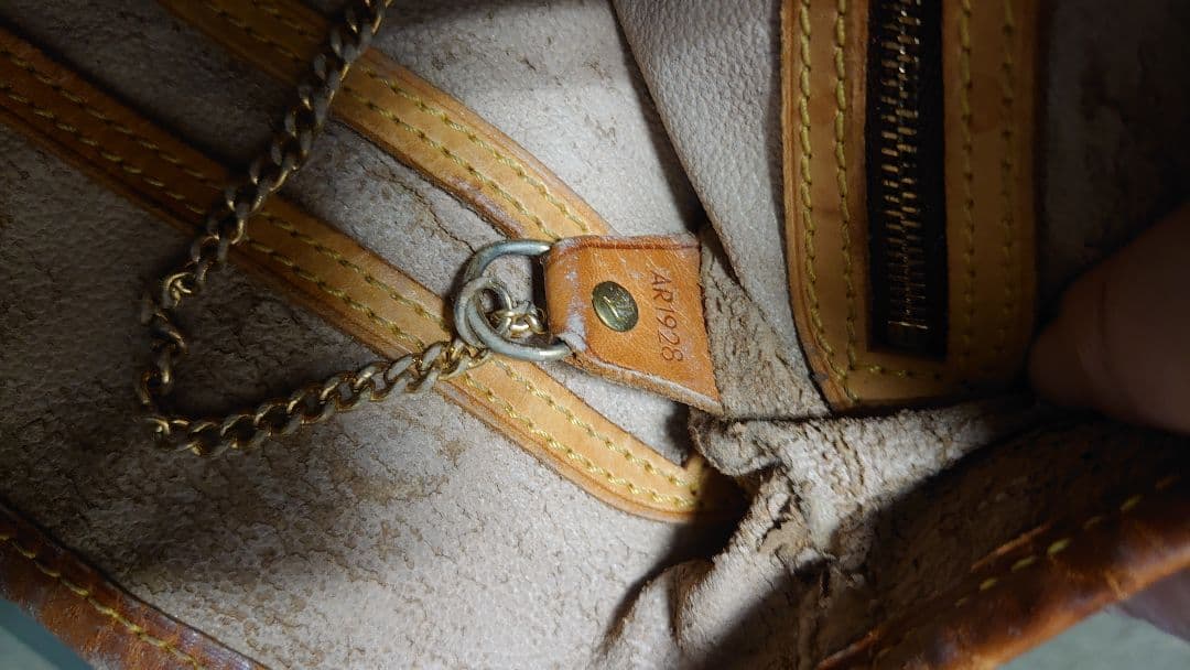 ☆ ルイヴィトン モノグラム バケット PM訳あり