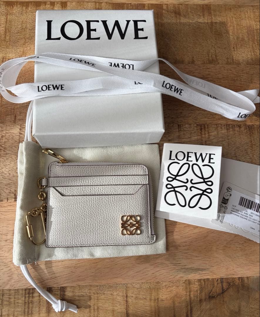 極美品＊アナグラム スクエア カードホルダー　ライトゴースト ケース