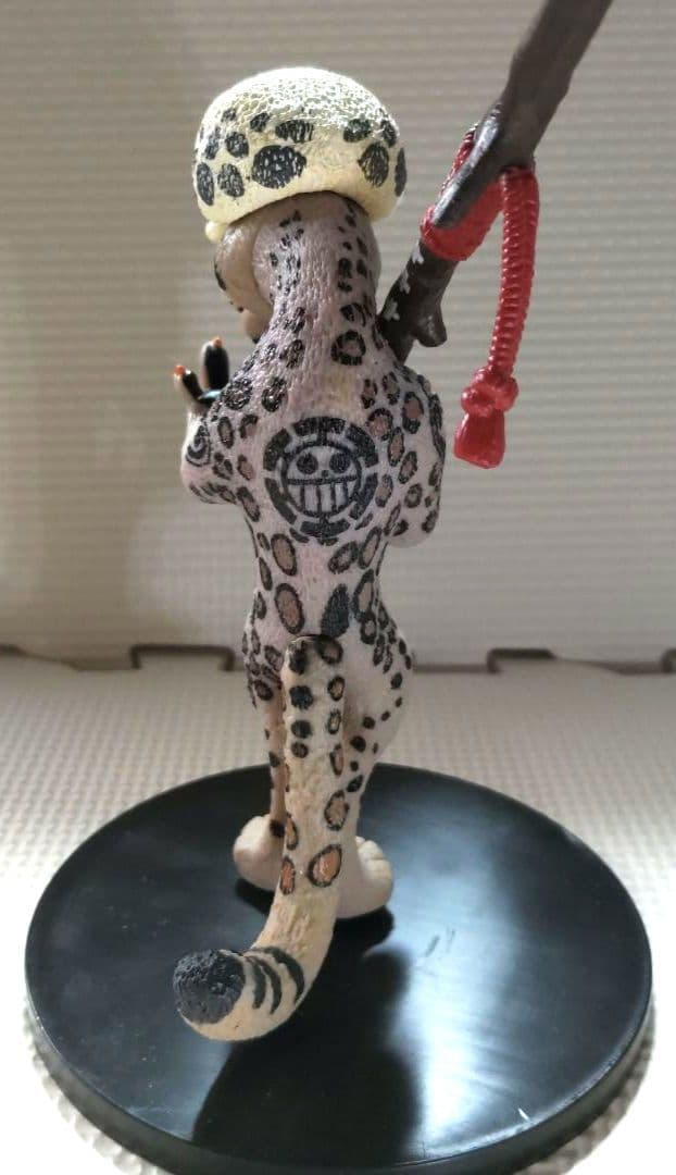 【ONE PIECE】トラファルガー・ロー　レオパルド フィギュア