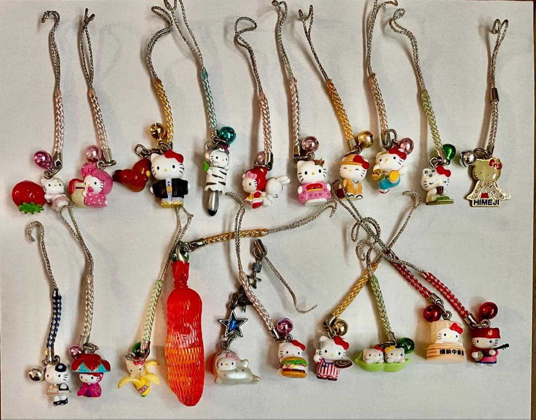 ご当地キティちゃんストラップ191個まとめ売り