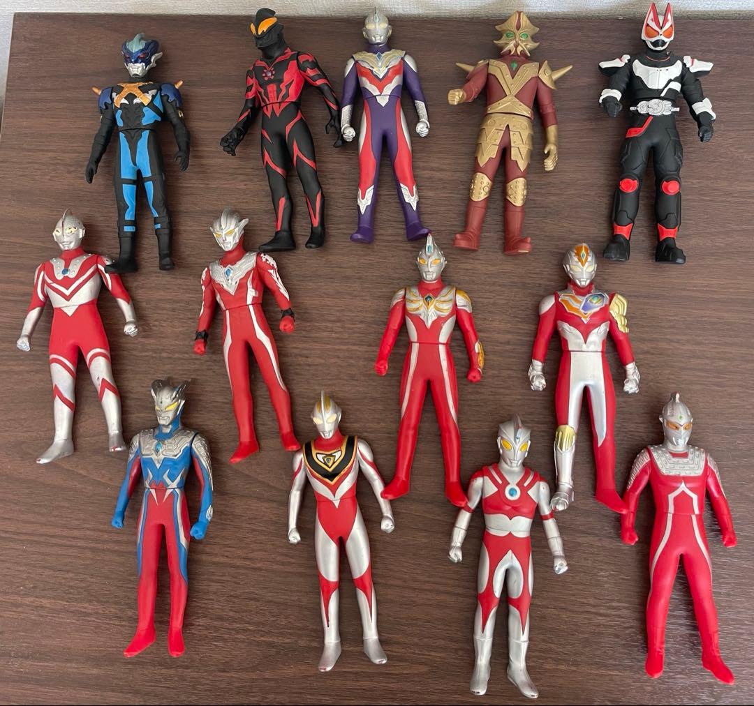 値下げ】ウルトラマン 仮面ライダーソフビ まとめ売り20体 - メルカリ