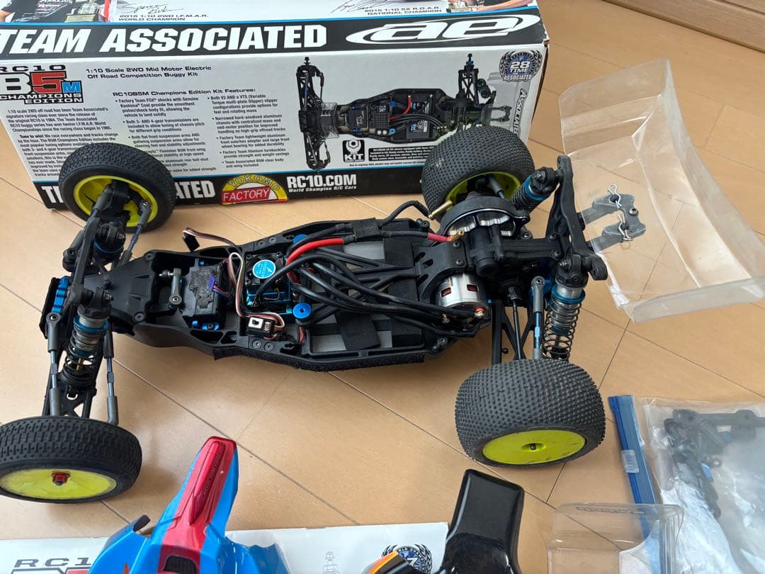 TEAM ASSOCIATED RC10 B5M TEAM KIT アソシ